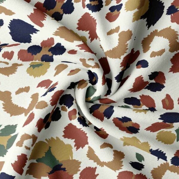 Woven Viscose Lynx Floral Fabric, image number 3