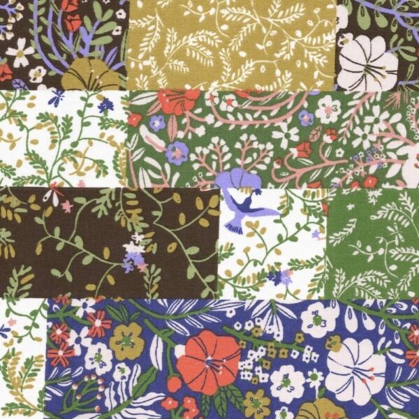 Patwork print based on fabric designs in the Blosy collection